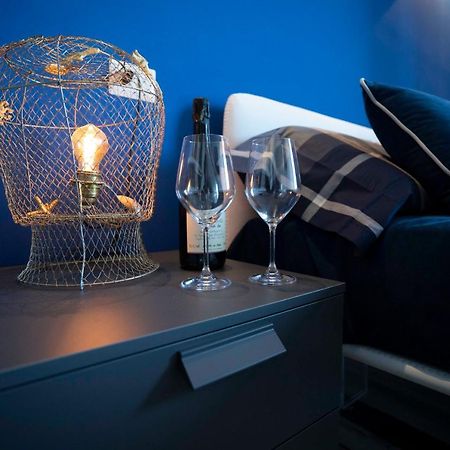 Bed and Breakfast Nelblu Полиньяно-а-Маре Экстерьер фото
