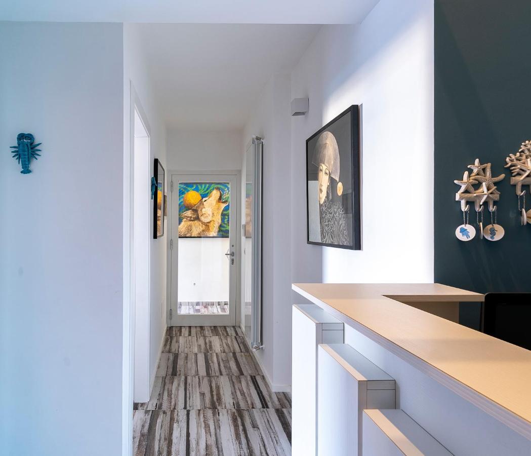 Bed and Breakfast Nelblu Полиньяно-а-Маре Экстерьер фото