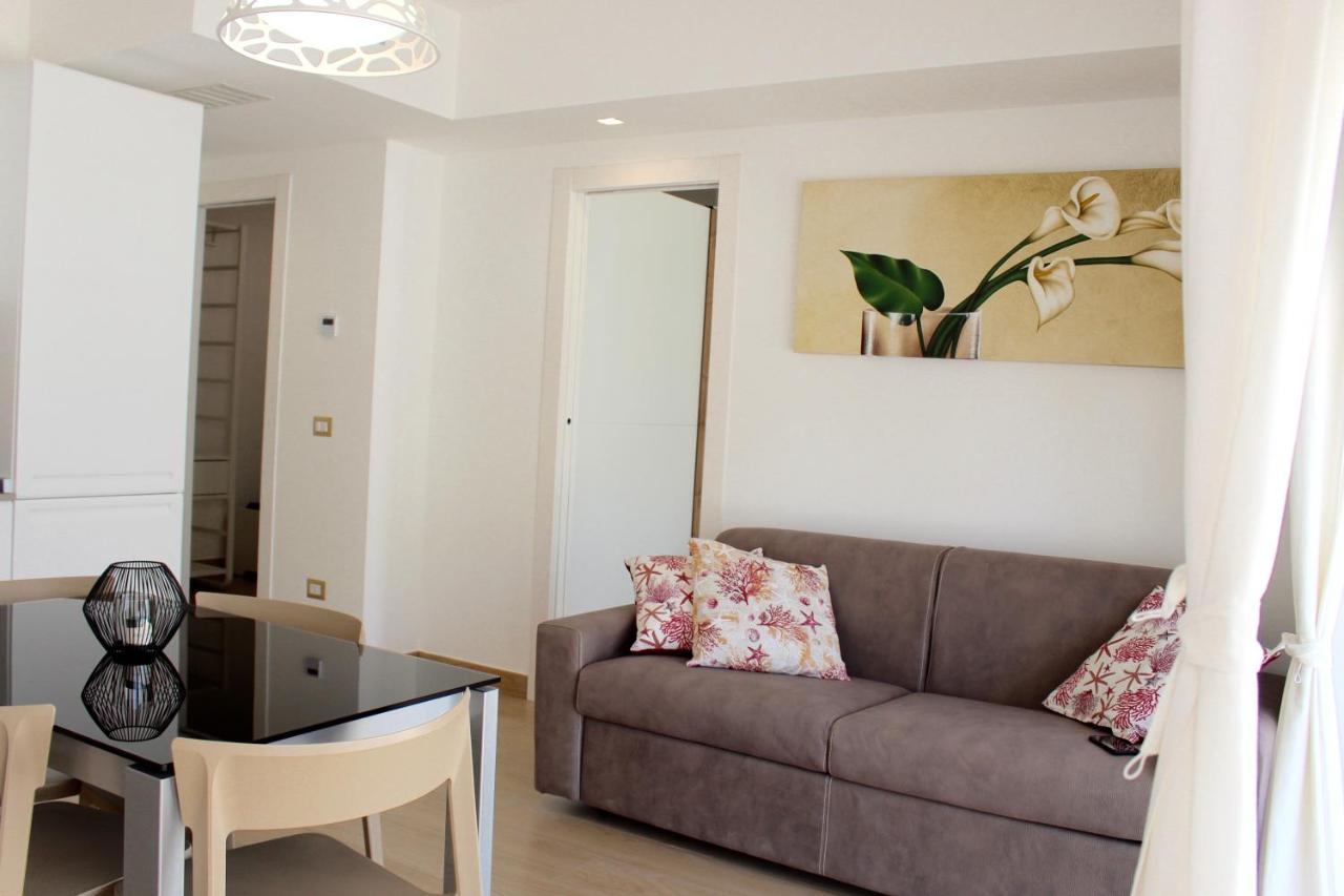 Bed and Breakfast Nelblu Полиньяно-а-Маре Экстерьер фото