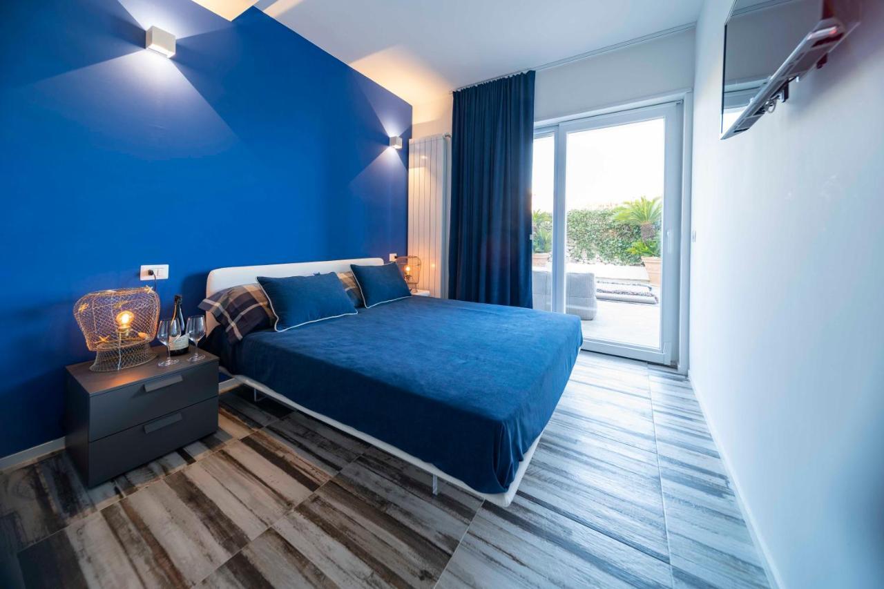 Bed and Breakfast Nelblu Полиньяно-а-Маре Экстерьер фото